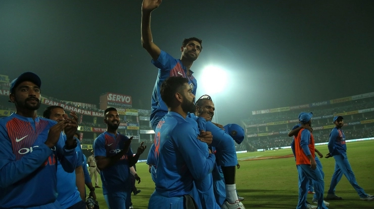भारत ने आशीष नेहरा को दिया जीत का विदाई तोहफा - India New Zealand, T20