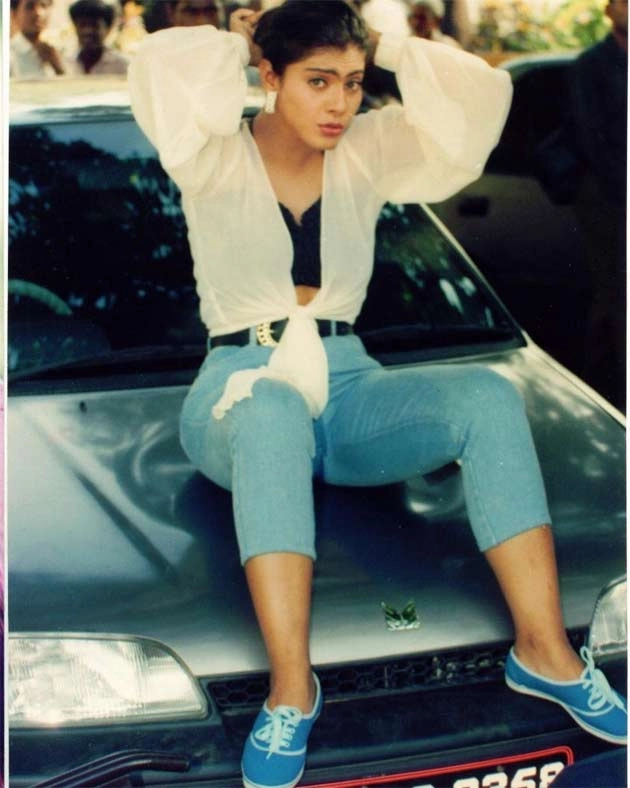 काजोल ने पोस्ट की अपने पहले प्यार की फोटो - Kajol, Car, First Love, Bollywood Updates