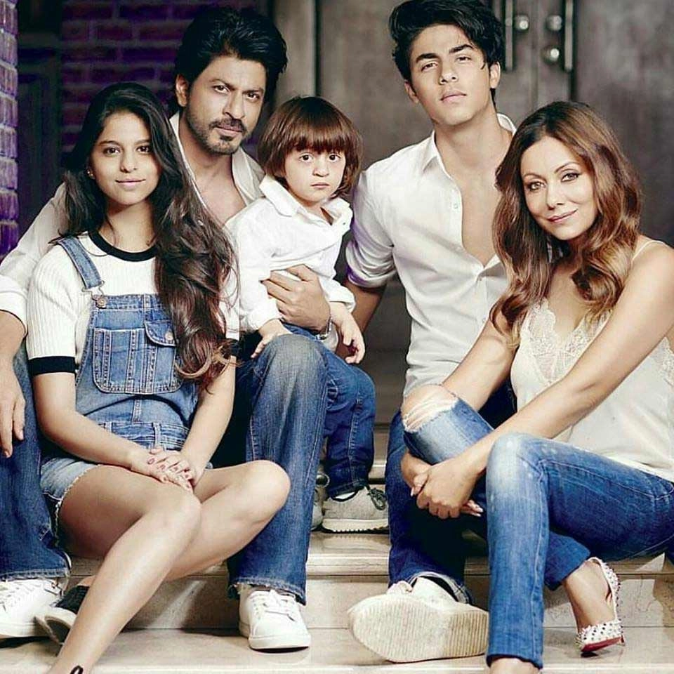 बाल दिवस पर अपने बच्चों के बारे में क्या बोले शाहरुख खान - Shah Rukh Khan, Children Day, Abram, Suhana, Aryan