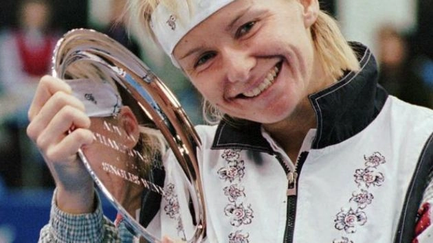 विंबलडन चैंपियन नोवोत्ना का निधन - jana Novotna, former Wimbledon champion