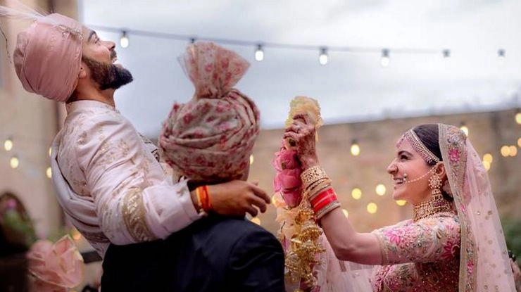 विराट-अनुष्का की शादी, ट्‍विटर पर दिग्गजों का उड़ा मजाक
