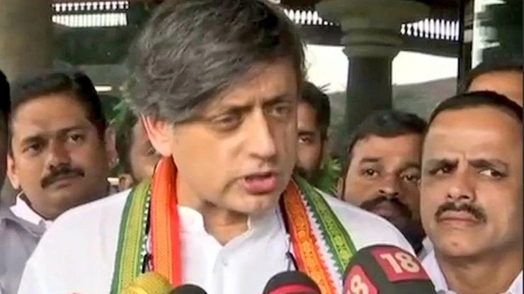 सुनंदा पुष्कर की संदिग्ध मौत मामले में शशि थरूर की मुसीबत बढ़ी - Shashi Tharoor named as accused in wife Sunanda Pushkar's death case