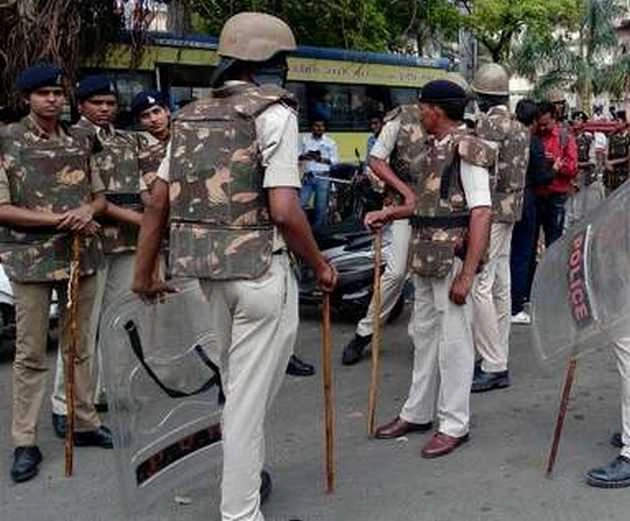 एमपी से बाहर गए चुनाव ड्यूटी करने वाले पुलिसकर्मियों को मिलेगी 8 दिन की छुट्टी - 8 days leave for policeman doing duty out of Madhya Pradesh