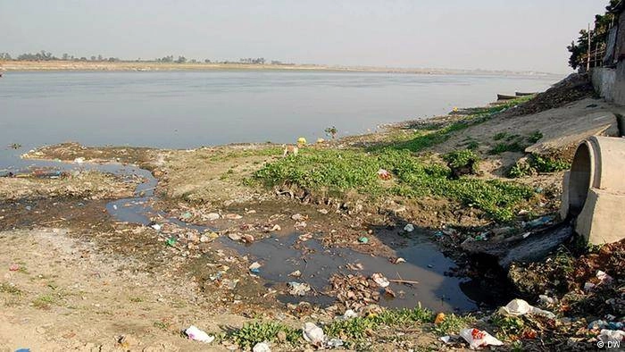 नाटक नहीं, चुपचाप काम करते हैं रामनाथ | cleaning of ganga yamuna river
