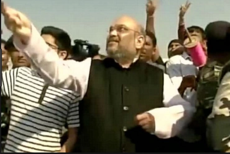 अहमदाबाद में भाजपा अध्यक्ष की कट गई पहली पतंग
