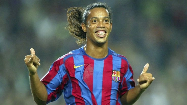 रोनाल्डिन्हो ने फुटबॉल को कहा अलविदा - Ronaldinho Brazil