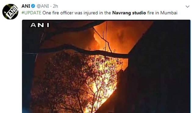 मुंबई के लोअर परेल में नवरंग स्टूडियो में लगी आग - Fire breaks out at Navrang Studio in Mumbai's Lower Parel
