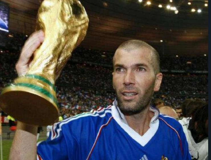 रीयल मैड्रिड की शर्मनाक हार की जिम्मेदारी जिदान ने ली - Real Madrid Zinedine Zidane