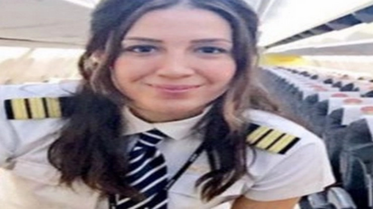 पायलट से हुआ प्यार, प्रपोज किया तो पति ने दिया जवाब - man proposes a dutch pilot but got reply by her husband