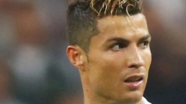 रोनाल्डो के रिकॉर्ड गोल से रियाल ने पीएसजी को पीटा - Cristiano Ronaldo, Football championship, Rial Madrid