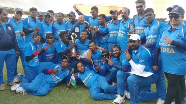 थावरचंद गेहलोत ने दिए ब्लाइंड क्रिकेट वर्ल्ड कप टीम को 34 लाख रुपए - Thavarchand Gehlot, Blind Cricket World Cup Team