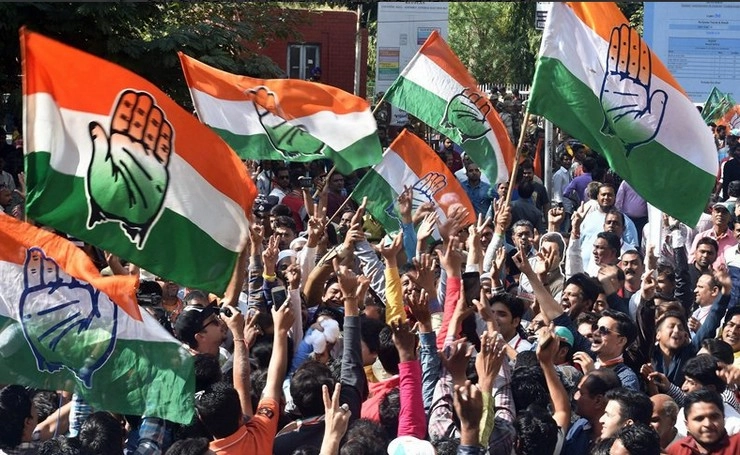 इंदौर में कांग्रेस ने बागियों को साधा, भाजपा को आया पसीना