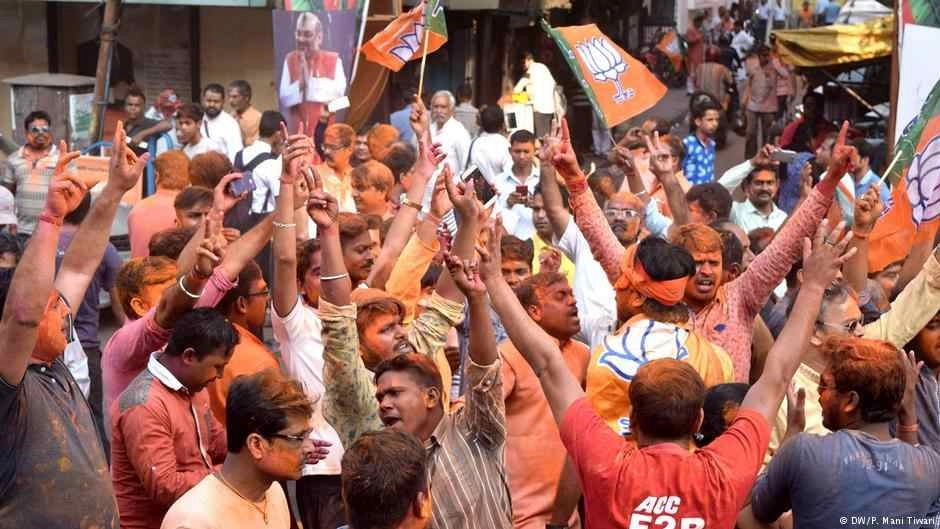 बीजेपी की भारी जीत से शुरू हुई त्रिपुरा में बदले की राजनीति