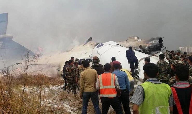 नेपाळ: प्रवाशी विमानाचा अपघात
