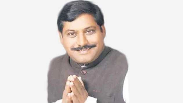 नागेन्द्र सिंह पटेल : रेलवे ठेकेदार बना सांसद - Nagendra Singh Patel, Uttar Pradesh Lok Sabha by-election