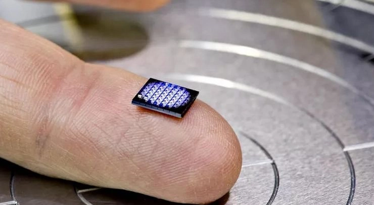 सिर्फ 7 रुपए में आपको मिल जाएगा दुनिया का सबसे छोटा कम्प्यूटर