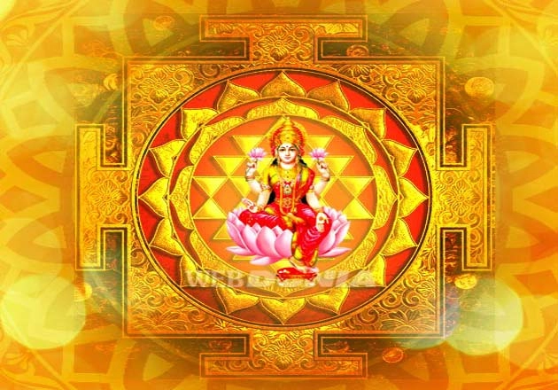 अद्भुत शक्तियां देता है श्रीयंत्र, प्रतिदिन करें पूजा और पढ़ें ये मंत्र। Shri Yantra and its Benefits - Shri Yantra and its Benefits