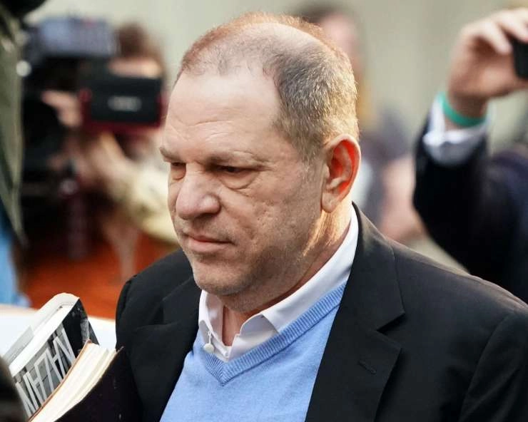 बढ़ी हॉलीवुड के यौन शिकारी हार्वे वाइनस्टीन की मुश्किल, यौन अपराध के आरोप तय - Hollywood filmmaker Harvey Weinstein, sex crime, rape