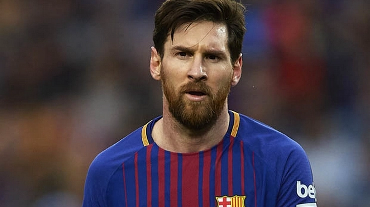 मेस्सी के घर लाखों की चोरी, मैच खेलने के दौरान हुई वारदात - Theft reported in the room of Football star Lionel Messi