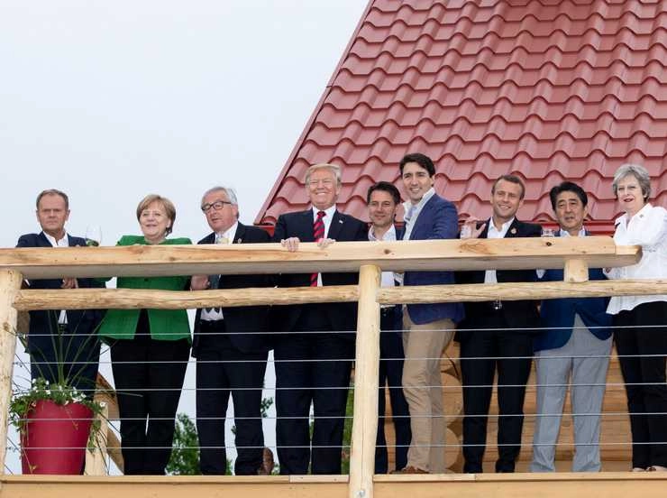 ट्रंप ने शेयर की जी7 नेताओं के साथ तस्वीर, कहा- बुरी तस्वीरें ही दिखाता है मीडिया