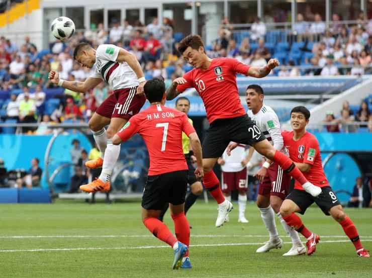 FIFA WC 2018 : मैक्सिको ने कोरिया गणराज्य को 2-1 से हराया - Mexico-Republic of Korea match