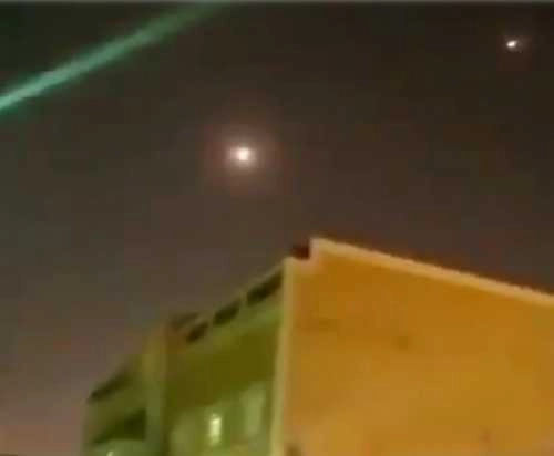 रियाद पर आधी रात में दागी 2 बैलिस्टिक मिसाइलें, सेना ने हवा में मार गिरा बचाई तबाही...