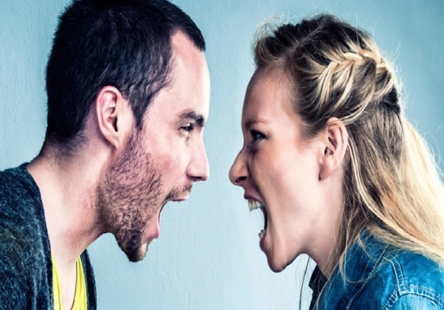 पार्टनर से झगड़ा हो, तो भूलकर भी न करें यह 5 काम - relationship tips
