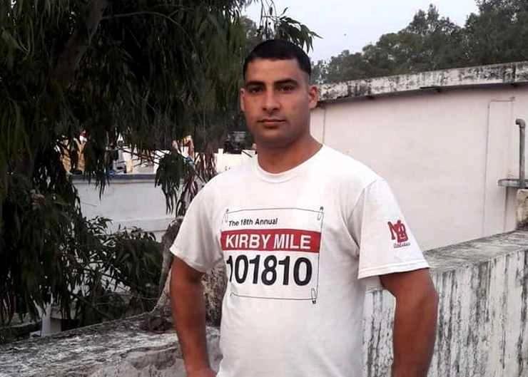 कश्मीर में छुट्टी पर आए पुलिसकर्मी की अपहरण के बाद हत्‍या - Policeman Abducted By Terrorists Found Dead