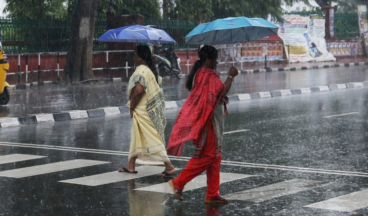 मौसम अपडेट : दिल्ली, उत्तरप्रदेश, मध्यप्रदेश में हो सकती है भारी बारिश