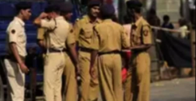 खौफनाक, भीड़ ने पीट-पीटकर की एएसआई की हत्या - Attack on Madhya pradesh police