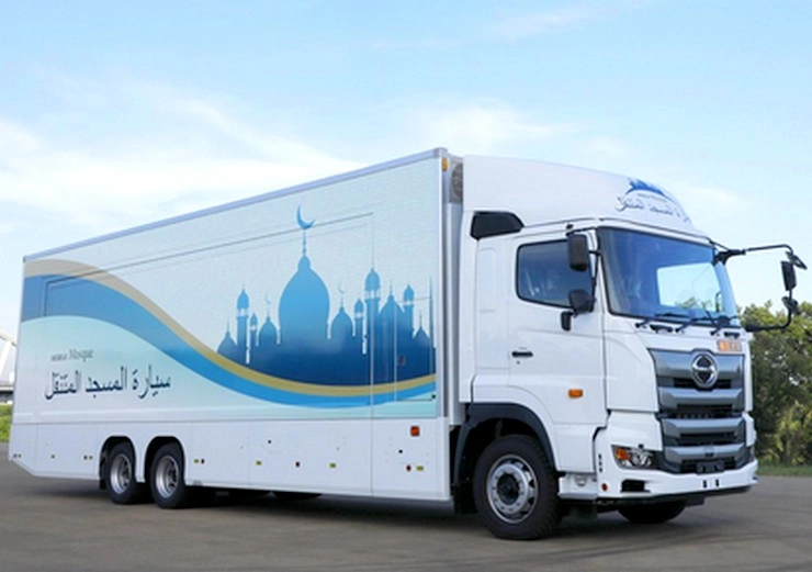 ओलंपिक 2020 में मुस्लिमों के लिए जापान ने बनाई मोबाइल मस्जिद, जानिए क्या है इसमें खास - tokyo company debuts mobile mosque ahead of 2020 olympics