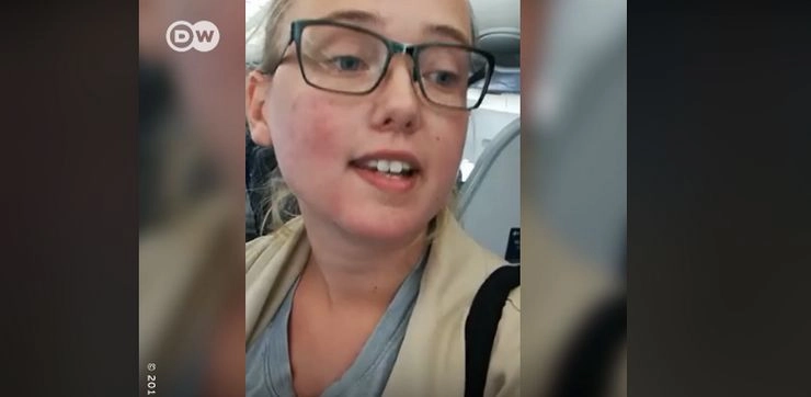 स्वीडन की युवती ने रुकवाया प्लेन | sweden airline