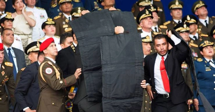 ड्रोन हमले में बाल-बाल बचे वेनेजुएला के राष्ट्रपति, लाइव भाषण के दौरान हमला