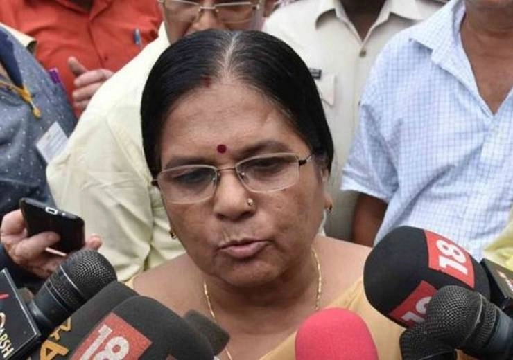 मुजफ्फरपुर : पूर्व मंत्री मंजू वर्मा के खिलाफ आर्म्स एक्ट के तहत मामला दर्ज
