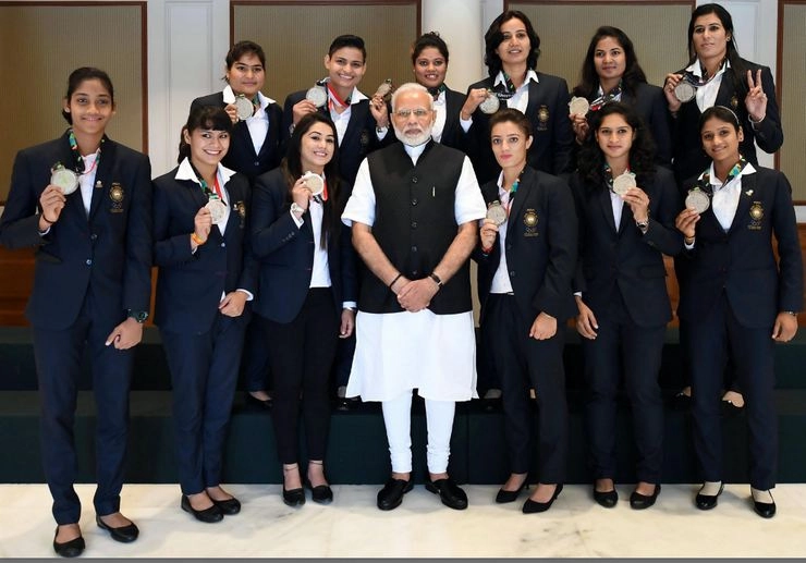 प्रधानमंत्री नरेन्द्र मोदी ने एशियन गेम्स पदक विजेताओं को दी नसीहत