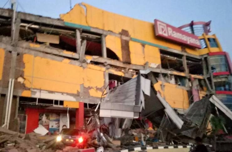 इंडोनेशिया में 7.5 तीव्रता का शक्तिशाली भूकंप, पालू शहर में सुनामी से मची तबाही