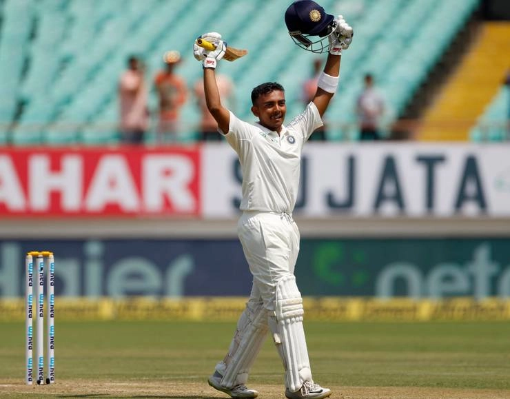 पृथ्वी शॉ ने बनाया विजय हजारे ट्रॉफी का सर्वाधिक स्कोर, 227 रन बनाकर रहे नाबाद - Prithvi Shaw scores highest score of vijay hazare trophy