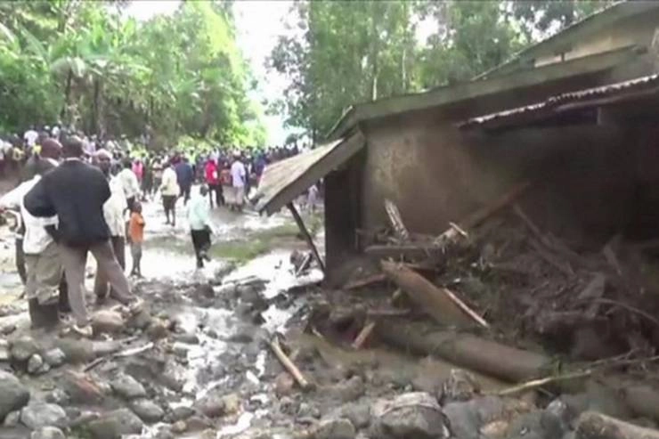 युगांडा में भारी बारिश के बाद भूस्खलन से 40 लोगों की मौत