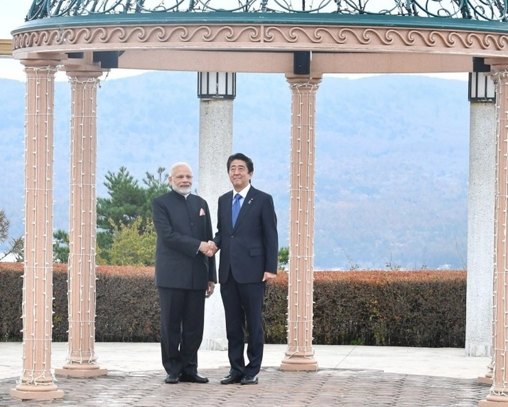 प्रधानमंत्री नरेन्द्र मोदी पहुंचे जापान, शिन्जो आबे के साथ की मुलाकात