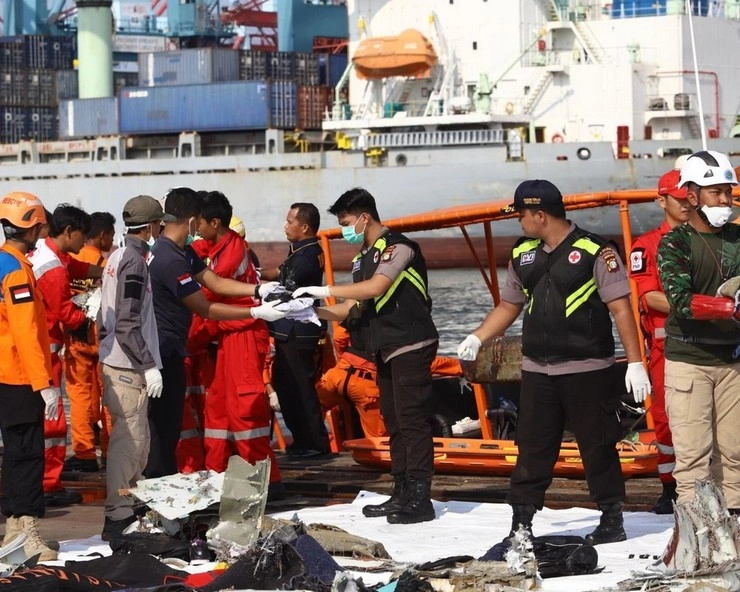 इंडोनेशिया प्लेन हादसा : 189 लोगों की मौत, 1 यात्री को ट्रैफिक जाम ने मौत के मुंह में जाने से बचाया, चमत्कार...