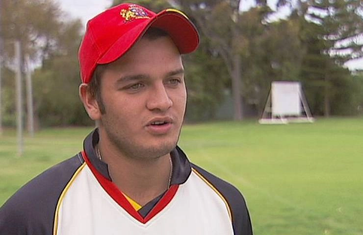 ऑस्ट्रेलियाई क्रिकेटर ख्वाजा का भाई झूठे आतंकी मामले में गिरफ्तार