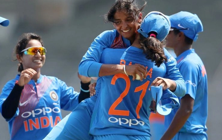 एशिया कप का दूसरा मैच भी भारत ने जीता, मलेशिया को दी 30 रनों से मात - Indian women defeats Malasiya in a rain affected match to register second victory in Asia Cup