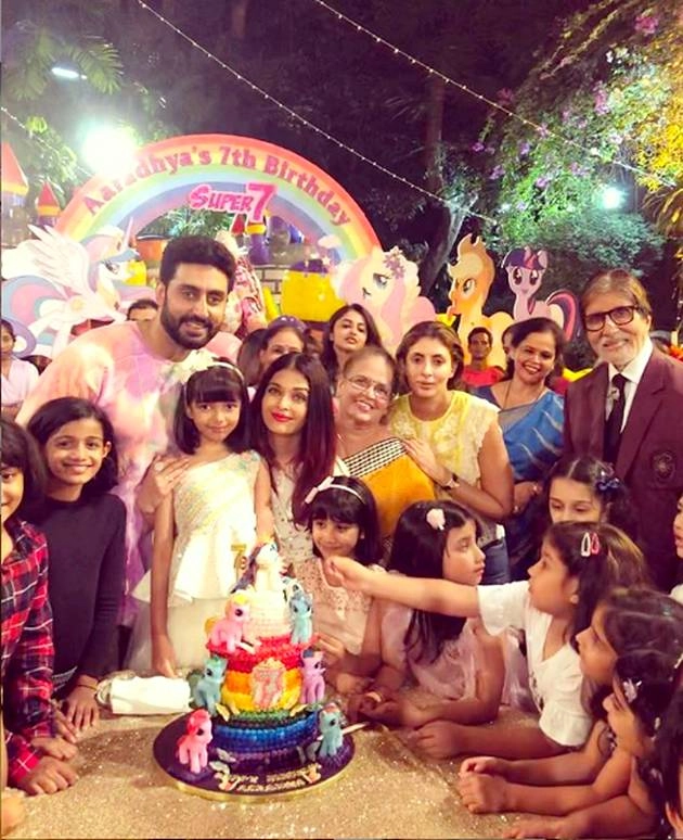 अमिताभ ने खास अंदाज में किया लाड़ली पोती आराध्या का जन्मदिन सेलिब्रेट, पहुंचे कई स्टार किड्स - amitabh bachchan celebrated aaradhya bachchan birthday party photos