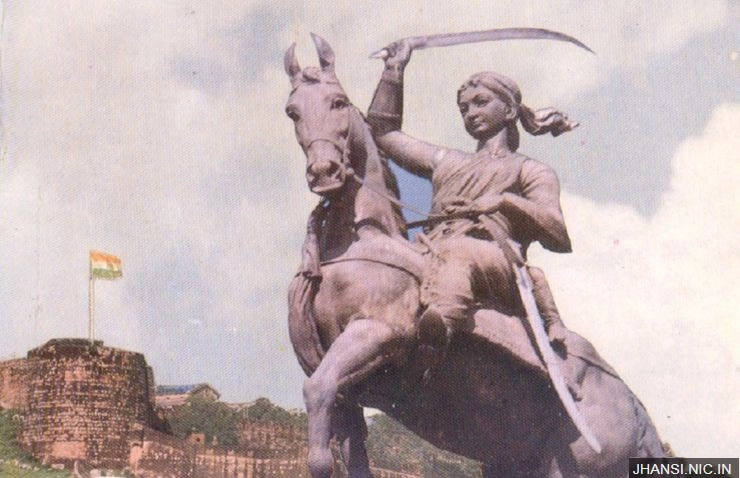 सिर पर तलवार के वार से मारी गई थीं रानी लक्ष्मीबाई - Rani Lakshmi Bais death