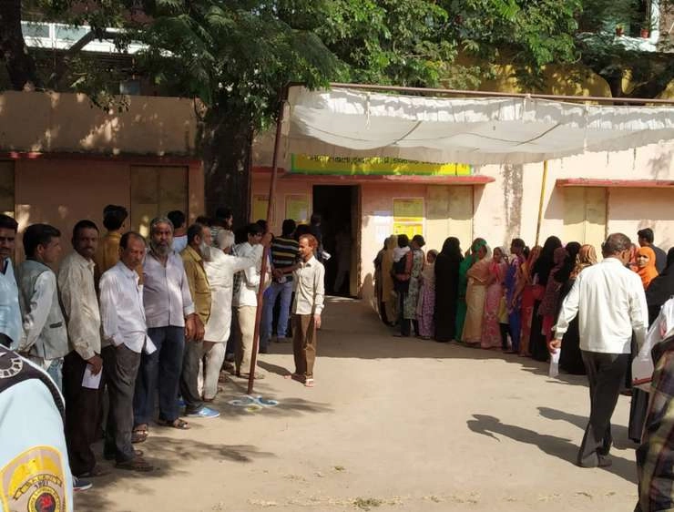 मध्यप्रदेश और मिजोरम में करीब 75 फीसदी मतदान - Live Madhya Pradesh Elections2018