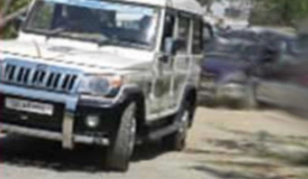 मप्र में मतदान अधिकारियों के वाहनों पर पथराव, 43 पर प्रकरण दर्ज