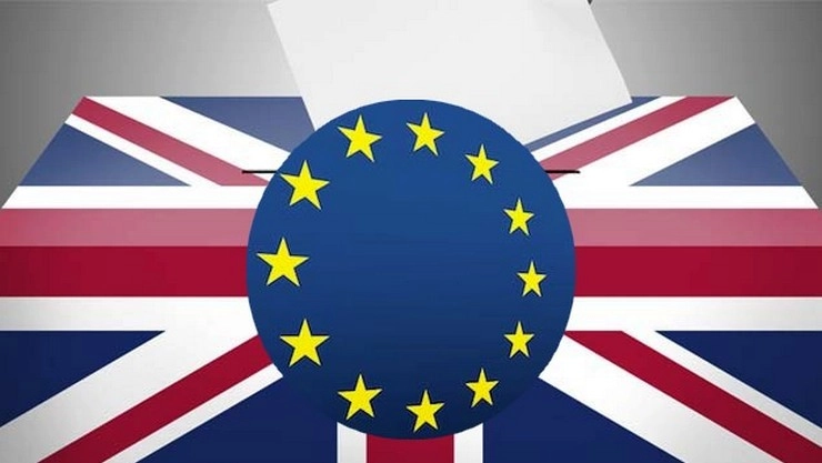 ब्रिटेन को झटका, यूरोपीय संघ लेगा कड़ा फैसला, ब्रेक्जिट योजना पर दिखाई तेजी - UK-EU dispute