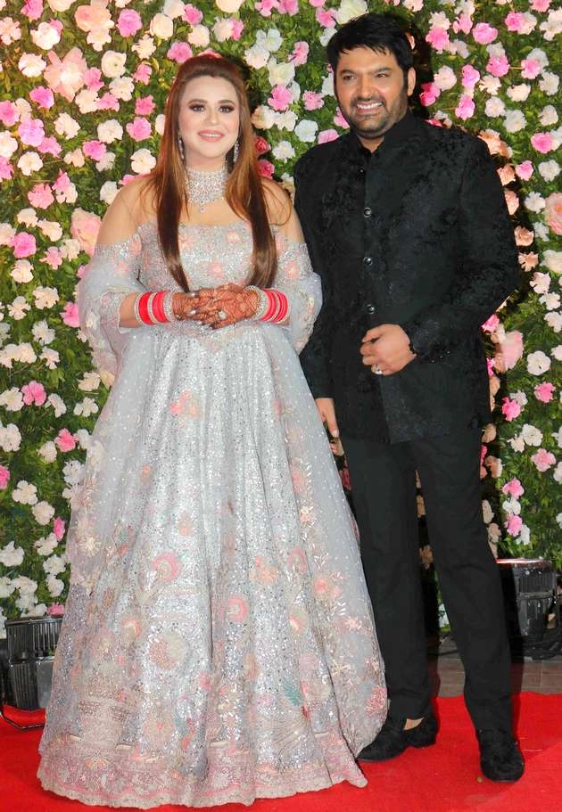 कपिल शर्मा के वेडिंग रिसेप्शन में बॉलीवुड सितारों का जमघट (फोटो) - kapil sharma and ginni chatrath mumbai wedding reception photos