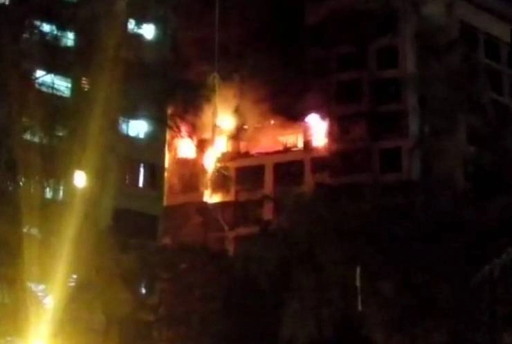 मुंबई में 16 मंजिला इमारत में भीषण आग, 5 लोगों की मौत - Mumbai Building Fire