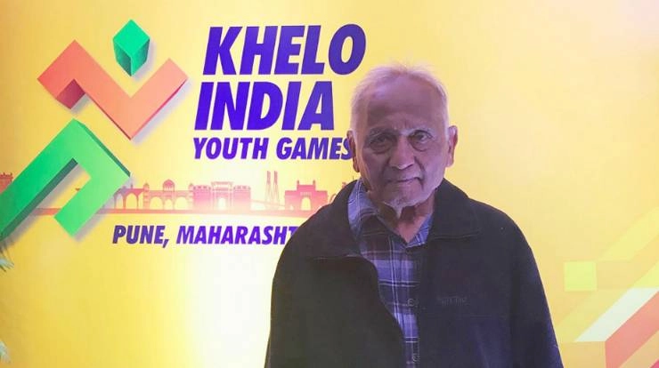 'खेलो इंडिया' पहुंचे 91 साल के मराठी खेल पत्रकार हेमंत जोगदेव - Hemant Jogdeo, Marathi Sports Journalist